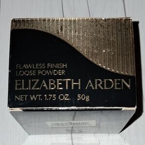 Elizabeth Arden Flawless Finish Loose Powder - Black and Gold Packaging